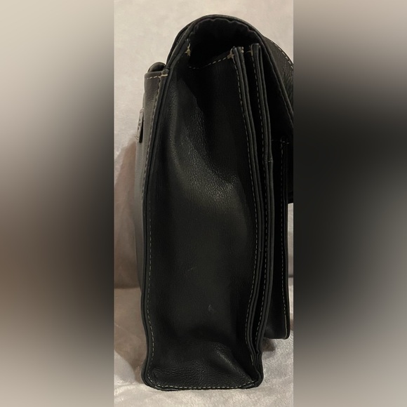 Fossil Vintage Messenger Black Crossbody 75082 Pebbled Leather Minimalist Travel - Picture 3 of 10